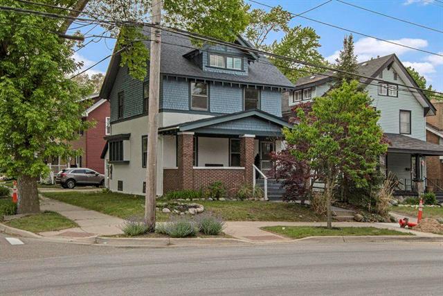 front view picture of 659 Fuller Avenue Se, Grand Rapids, MI. 49506