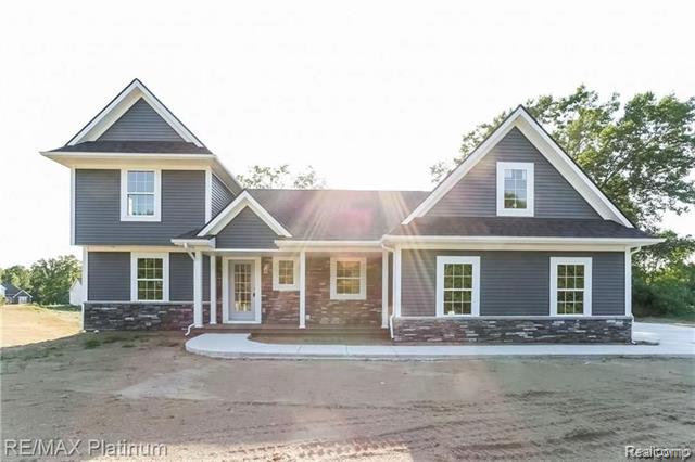 front view picture of 21836 Celestial Circle, Pinckney, MI. 48169
