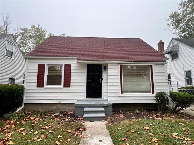front view picture of 19445 Montrose Street, Detroit, MI. 48235