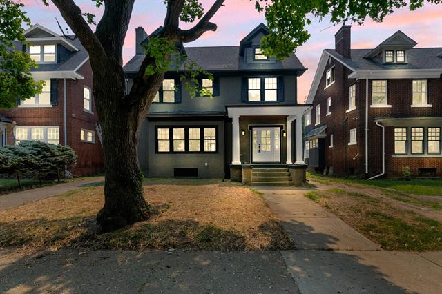 front view picture of 1475 Longfellow Street, Detroit, MI. 48206