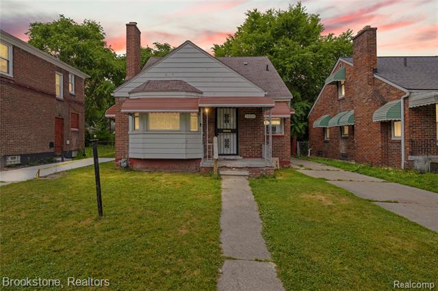 front view picture of 20214 Greeley Street, Highland Park, MI. 48203
