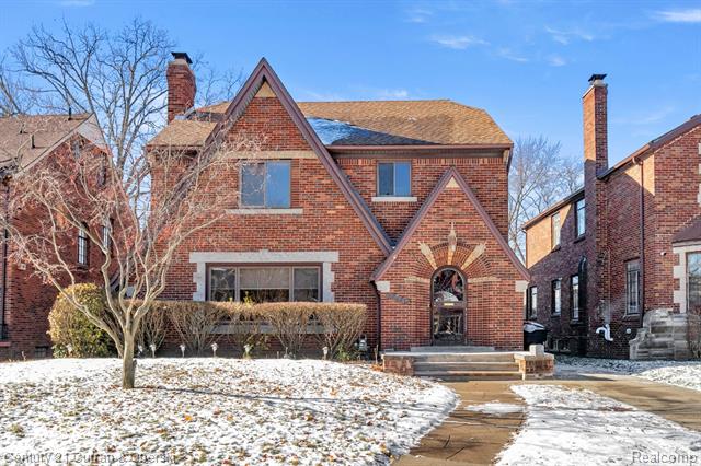 front view picture of 18461 Fairfield Street W, Detroit, MI. 48221