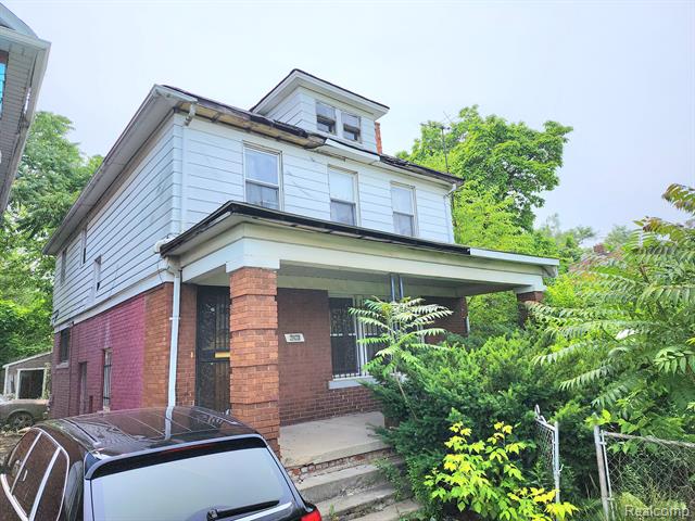front view picture of 2923 Gladstone Street, Detroit, MI. 48206
