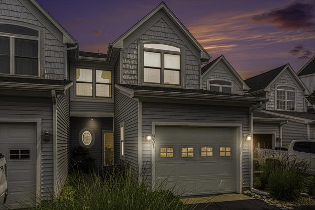 front view picture of 931 W Savidge Street, Spring Lake, MI. 49456