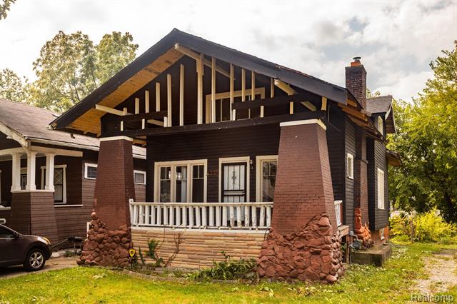 front view picture of 551 Algonquin Street, Detroit, MI. 48215