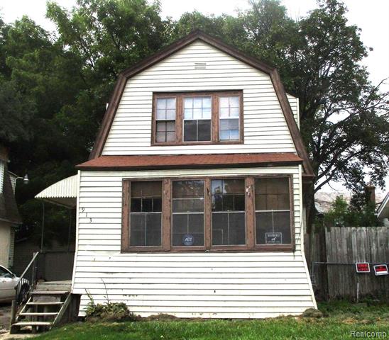 front view picture of 913 Blair Street, Flint, MI. 48504