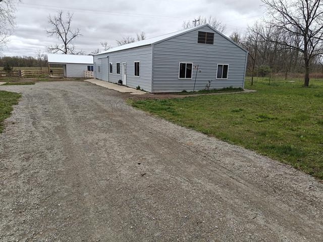 front view picture of 117 W Nettleman Road, Coldwater, MI. 49036