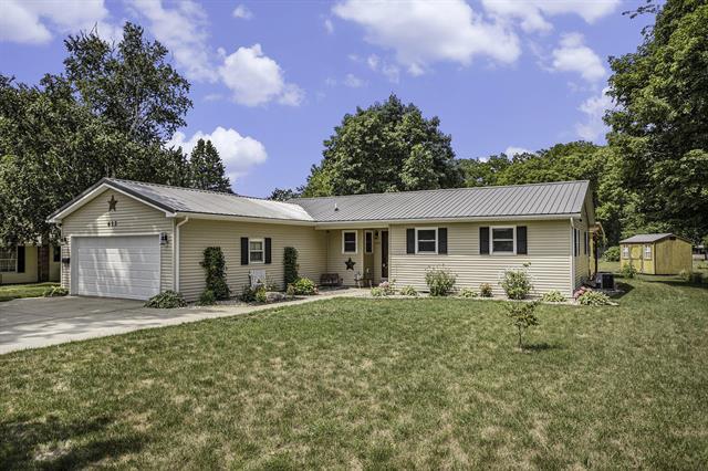 front view picture of 613 Thomas Street, Union City, MI. 49094
