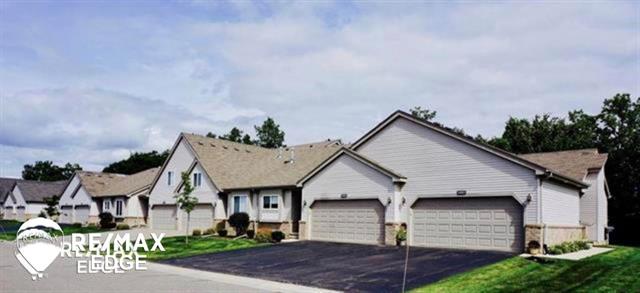 front view picture of 31005 Gregory, Grand Blanc, MI. 48439