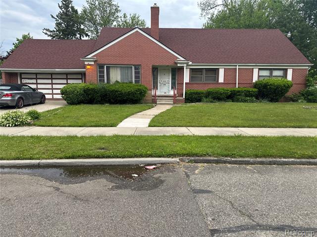 front view picture of 590 W Hildale, Highland Park, MI. 48203