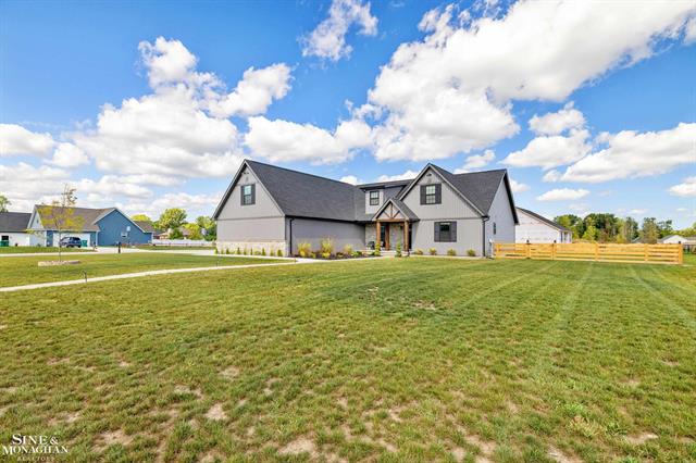 front view picture of 1810 Riley Rd, Saint Clair, MI. 48079