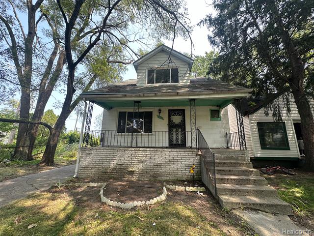 front view picture of 18880 Hasse Street, Detroit, MI. 48234