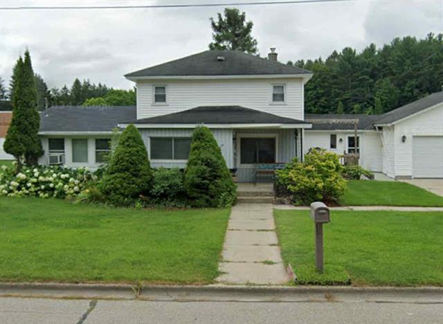 front view picture of 515 W Bridge Street, Big Rapids, MI. 49307