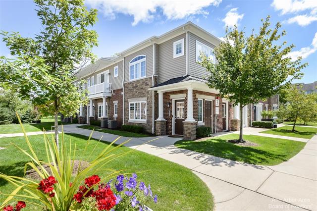 front view picture of 5672 Arbor Chase Drive, Ann Arbor, MI. 48103