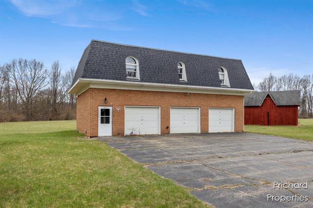 front view picture of 16475 17 1/2 Mile Road, Marshall, MI. 49068