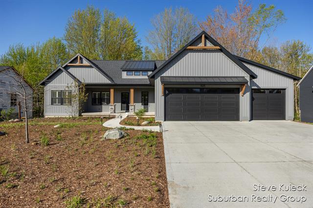 front view picture of 1525 Browning Drive, Grand Rapids, MI. 49534