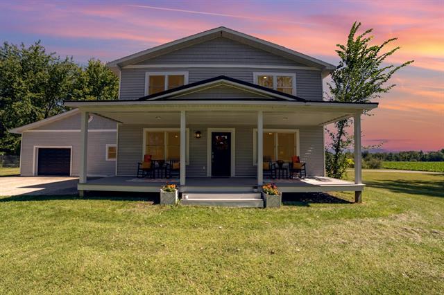 front view picture of 239 S Chambers, Tawas City, MI. 48763