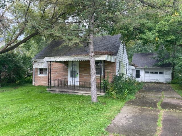 front view picture of 1442 Mintola, Flint, MI. 48532