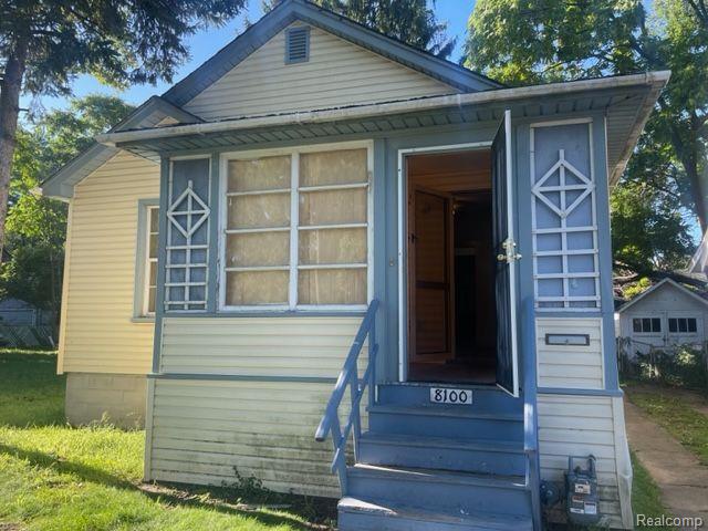 front view picture of 8100 Stockton Street, Detroit, MI. 48234
