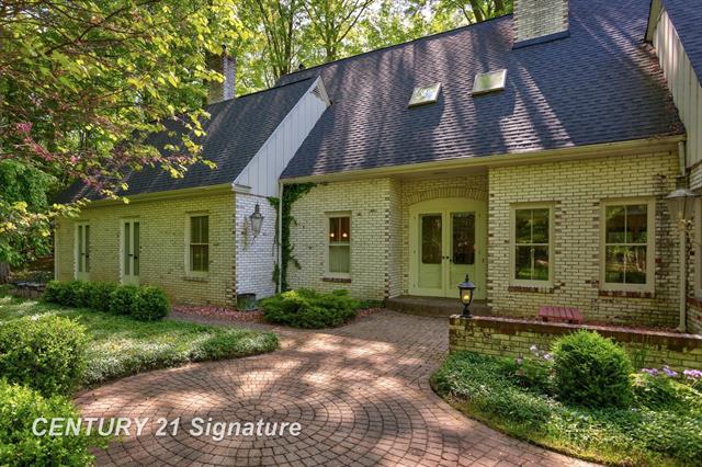 front view picture of 8555 Hornbeam, Saginaw, MI. 48603