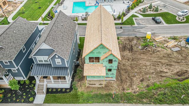 front view picture of 806 S Lake Street, Whitehall, MI. 49461