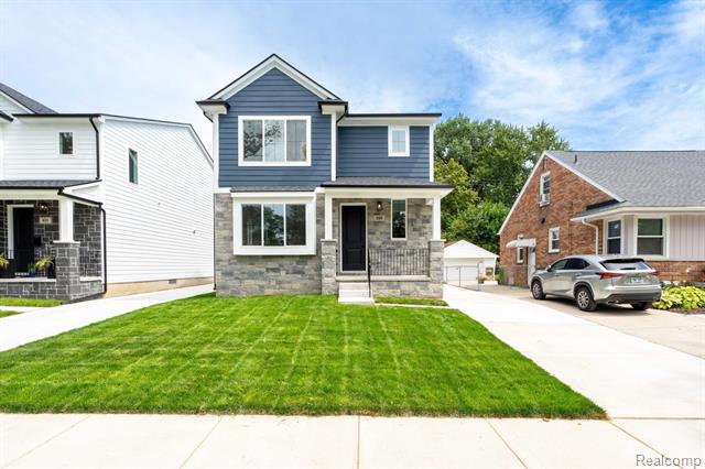 front view picture of 635 S Minerva Avenue, Royal Oak, MI. 48067