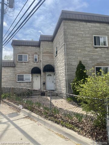 front view picture of 147 W Webster, Ferndale, MI. 48220