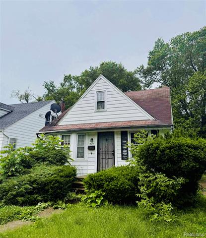 front view picture of 18241 Kentfield Street, Detroit, MI. 48219