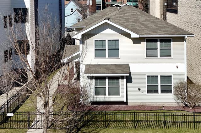 front view picture of 143 E Eighth, Traverse City, MI. 49684