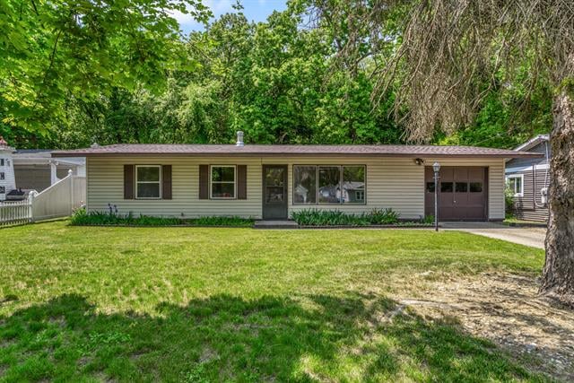 front view picture of 2819 Sonora Street, Kalamazoo, MI. 49004