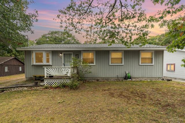 front view picture of 5378 E 14Th, Au Gres, MI. 48703