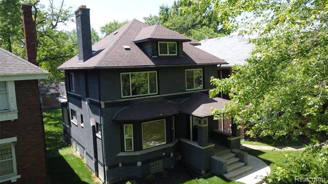 front view picture of 3431 Field Street, Detroit, MI. 48214