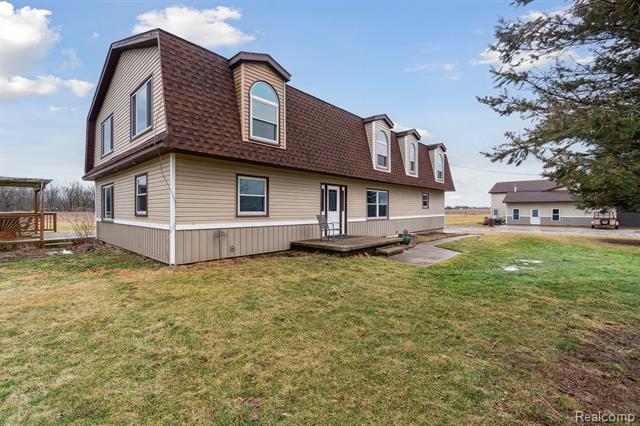 front view picture of 1850 Gramer Road, Webberville, MI. 48892