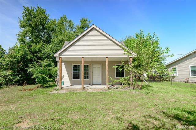 front view picture of 6473 N Monroe Street, Monroe, MI. 48162