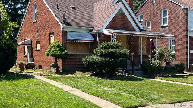 front view picture of 13866 W Outer Drive, Redford, MI. 48239