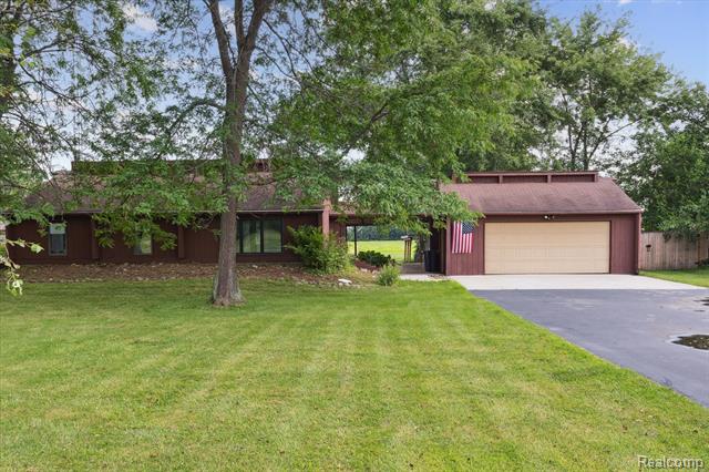 front view picture of 6146 Duffield Road, Flushing, MI. 48433