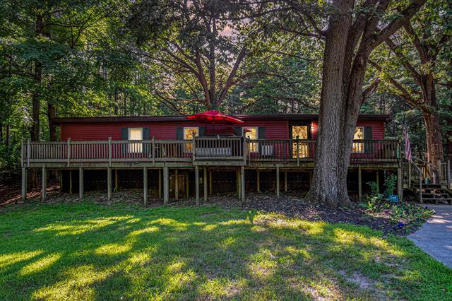 front view picture of 66664 Conrad Road, Edwardsburg, MI. 49112