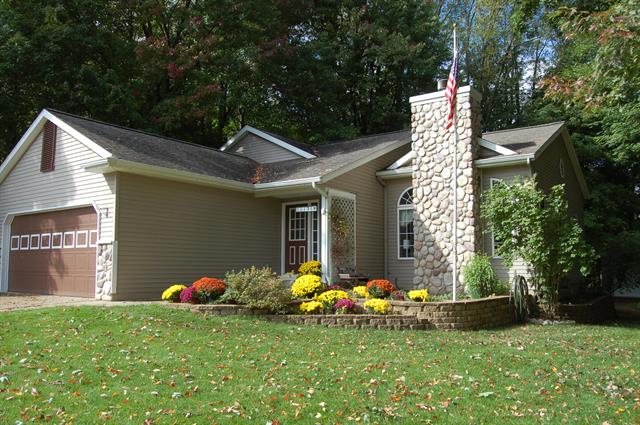 front view picture of 11121 Timberline Drive, Allendale, MI. 49401