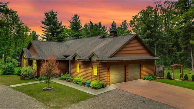 front view picture of 6369 Wooded Trail, Houghton Lake, MI. 48629