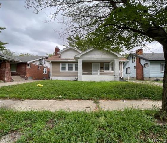 front view picture of 12370 Indiana Street, Detroit, MI. 48204