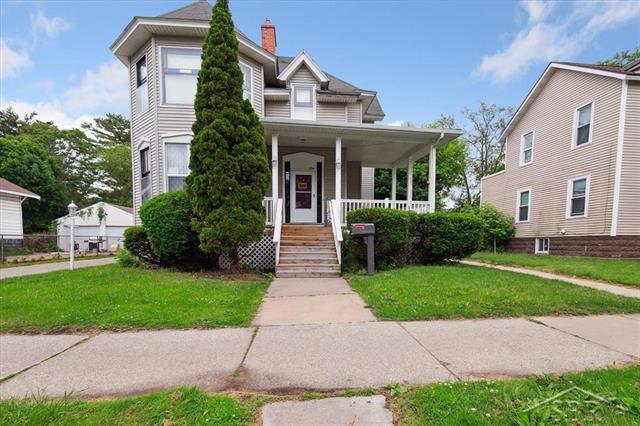 front view picture of 224 N Madison, Bay City, MI. 48708