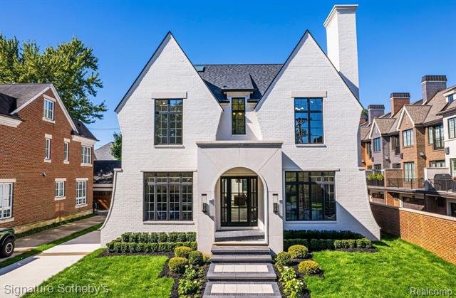 front view picture of 540 Watkins, Birmingham, MI. 48009
