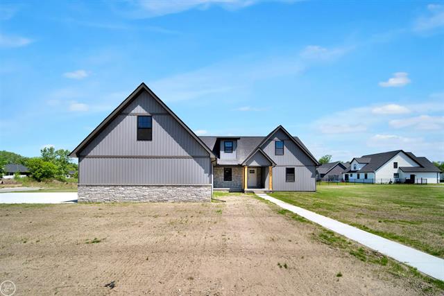 front view picture of 2 Carney, Saint Clair, MI. 48079