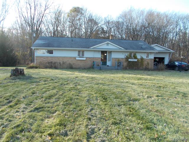 front view picture of 3220 Van Dyke Road, Almont, MI. 48003