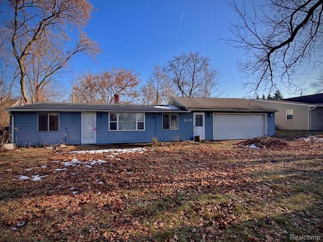 front view picture of 2148 Hoeft Dr, Walled Lake, MI. 48390