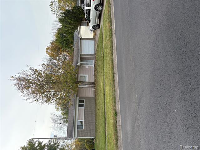 front view picture of 2210 O'brien, Mount Morris, MI. 48458