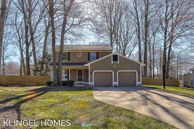 front view picture of 18138 Trillium Drive, Spring Lake, MI. 49456