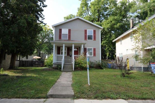 front view picture of 500 Adams Street Se, Grand Rapids, MI. 49507