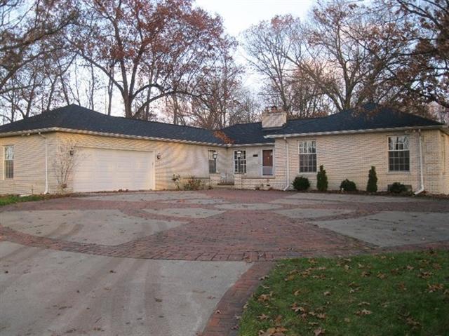 front view picture of 265 Glazier Road, Chelsea, MI. 48118