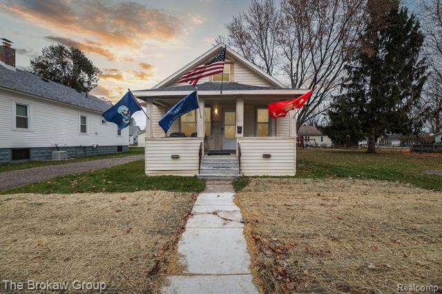 front view picture of 105 Butler, Clio, MI. 48420